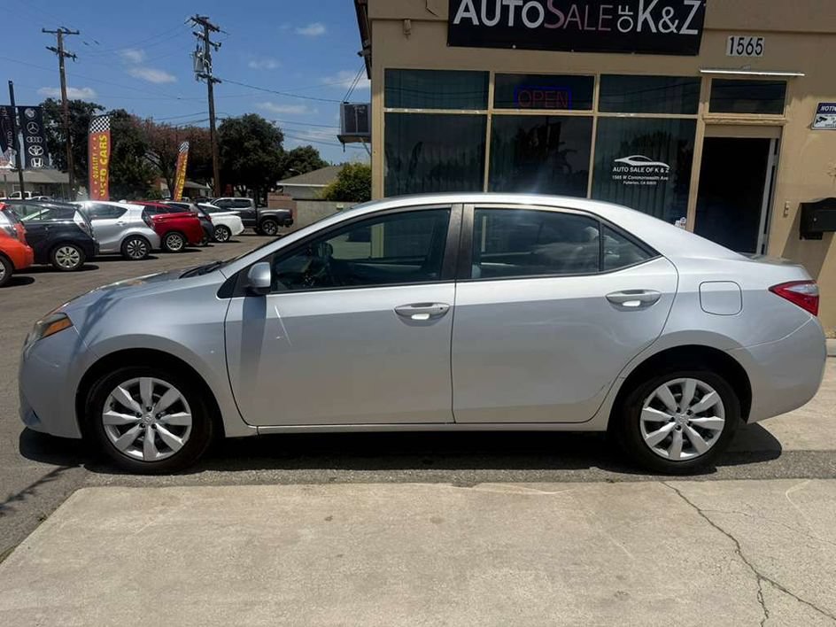 Used 2016 Toyota Corolla LE FWD image 13