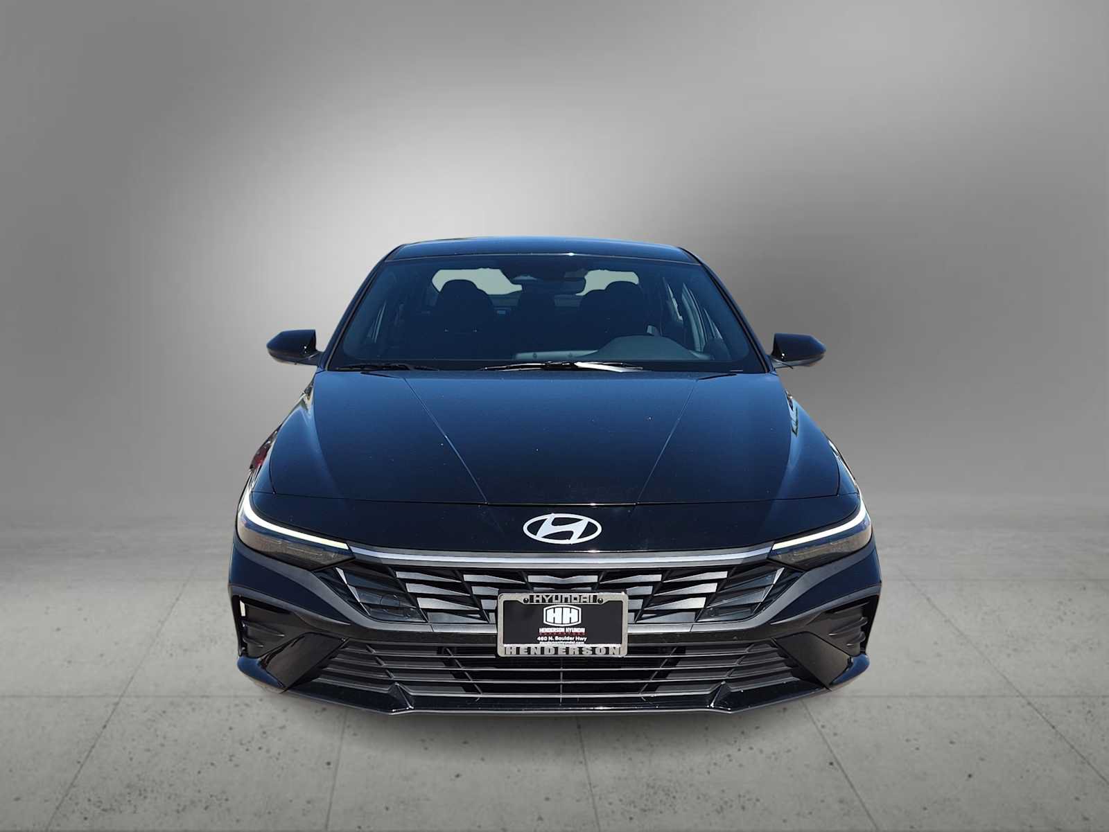 Used 2025 Hyundai Elantra SEL FWD image 3