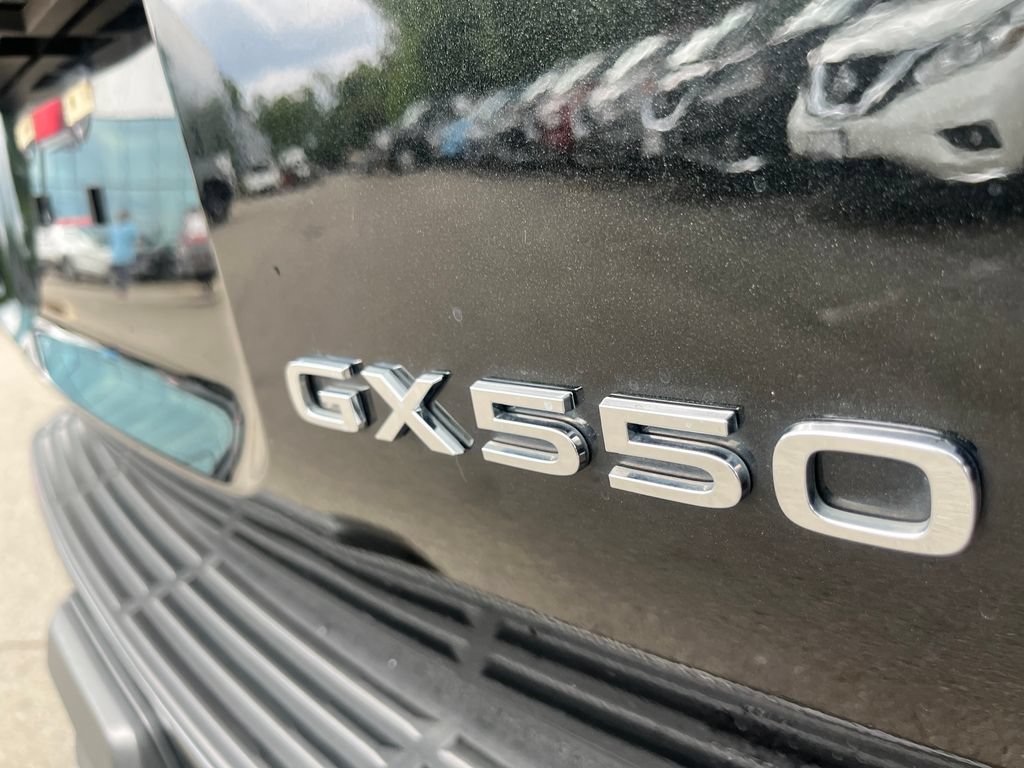 Used 2024 Lexus GX 550 w/ Accessory Package (2T) AWD/4WD image 43