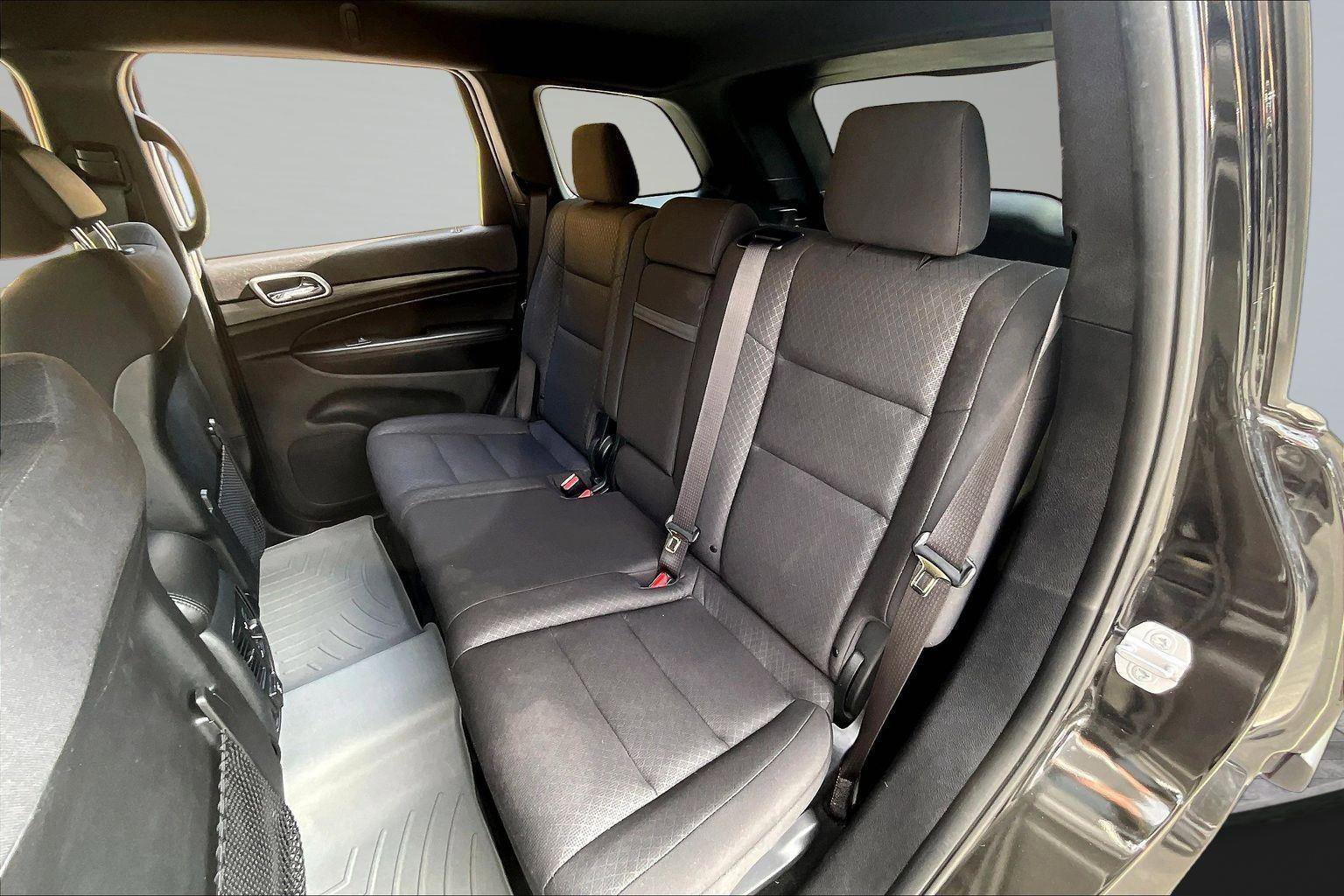 Used 2019 Jeep Grand Cherokee Laredo w/ Security & Convenience Group AWD/4WD image 46