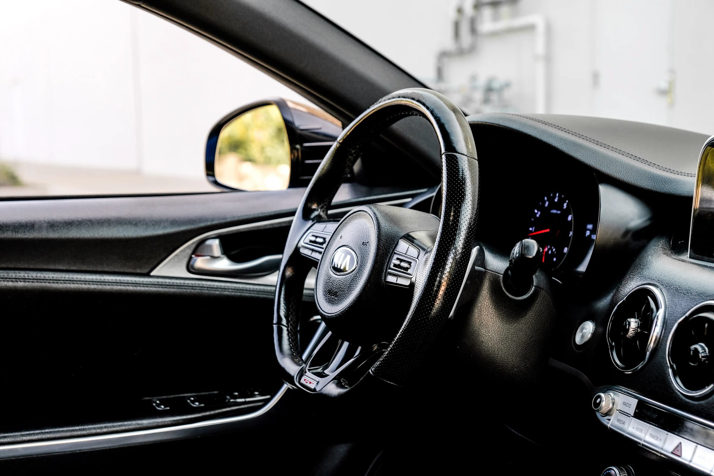 Used 2018 Kia Stinger GT RWD image 21