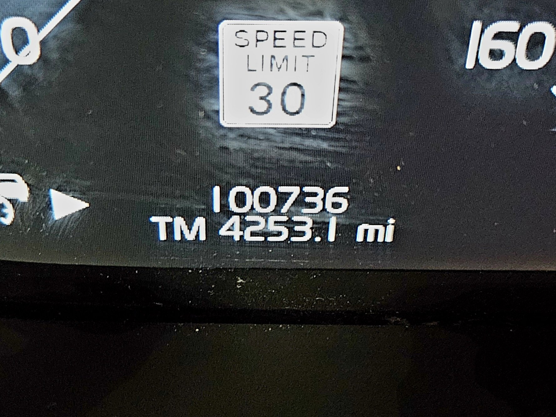 Used 2018 Volvo XC90 T8 R-Design w/ Convenience Package image 10