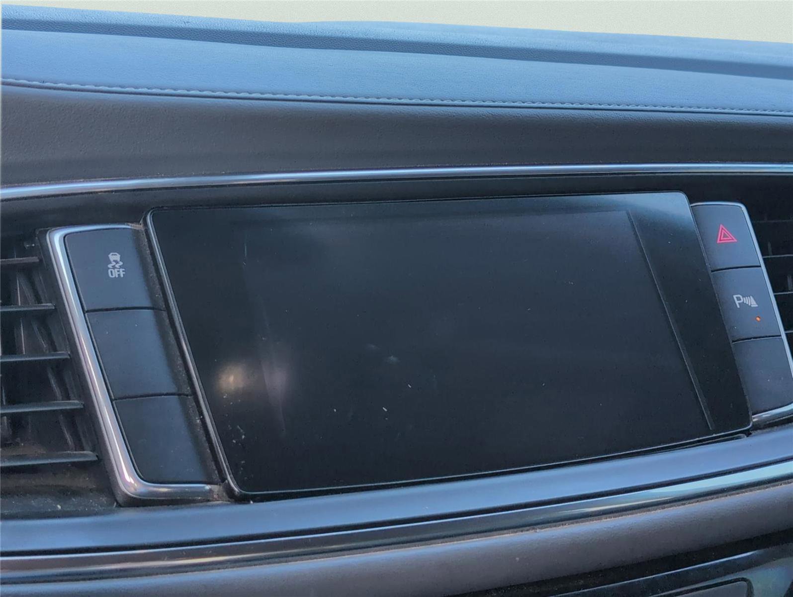 Used 2020 Buick Enclave Essence FWD image 19