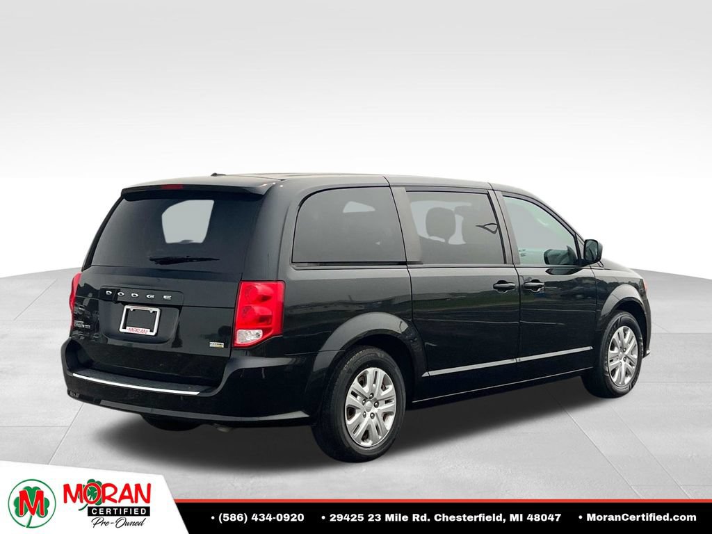 Used 2018 Dodge Grand Caravan SE w/ UConnect Hands-Free Group FWD image 5