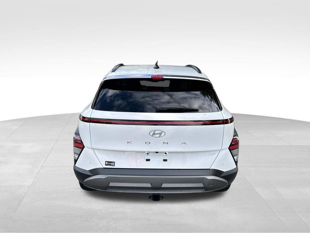 Used 2026 Hyundai Kona Limited FWD image 4