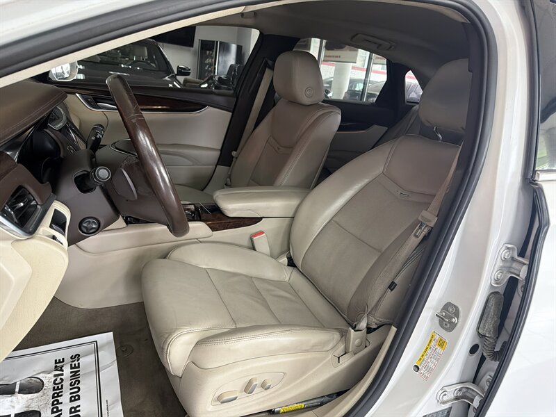 Used 2017 Cadillac XTS Luxury FWD image 10