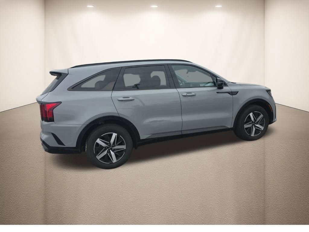 Used 2023 Kia Sorento EX w/ Panoramic Sunroof Package image 4