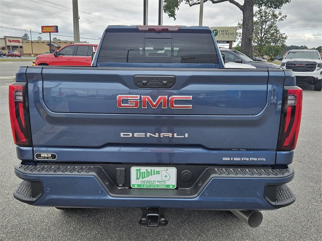 New 2026 GMC Sierra 3500 Denali w/ Technology Package image 8