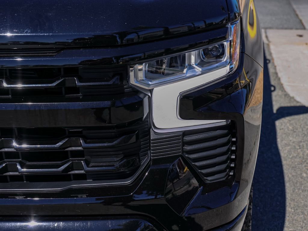 Used 2024 Chevrolet Silverado 1500 RST w/ Convenience Package II image 10