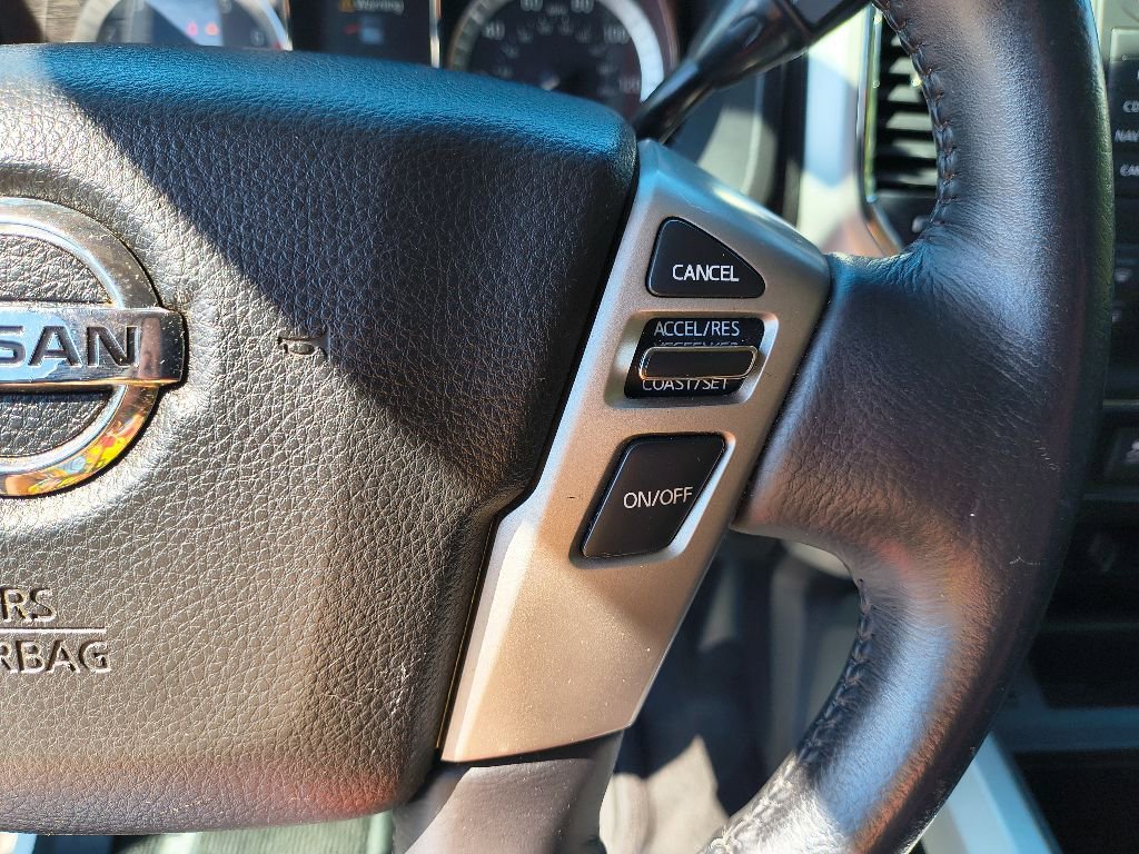 Used 2018 Nissan Titan SL w/ Chrome Package RWD image 17