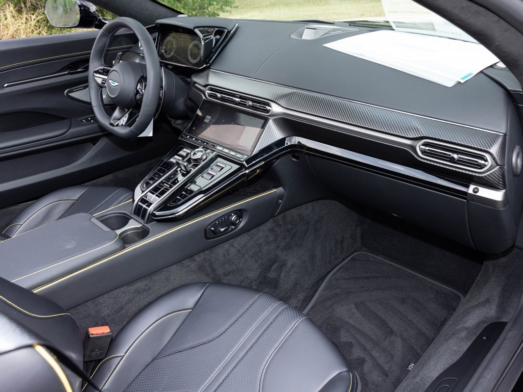 New 2026 Aston Martin V8 Vantage Coupe image 36