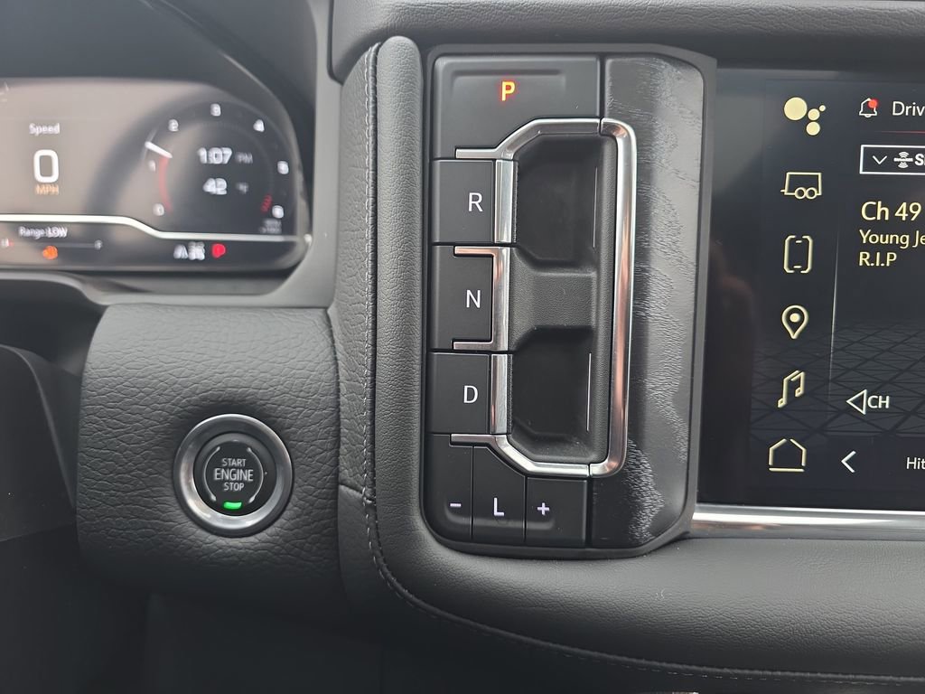 Used 2023 GMC Yukon XL Denali w/ LPO, Floor Liner Package image 21