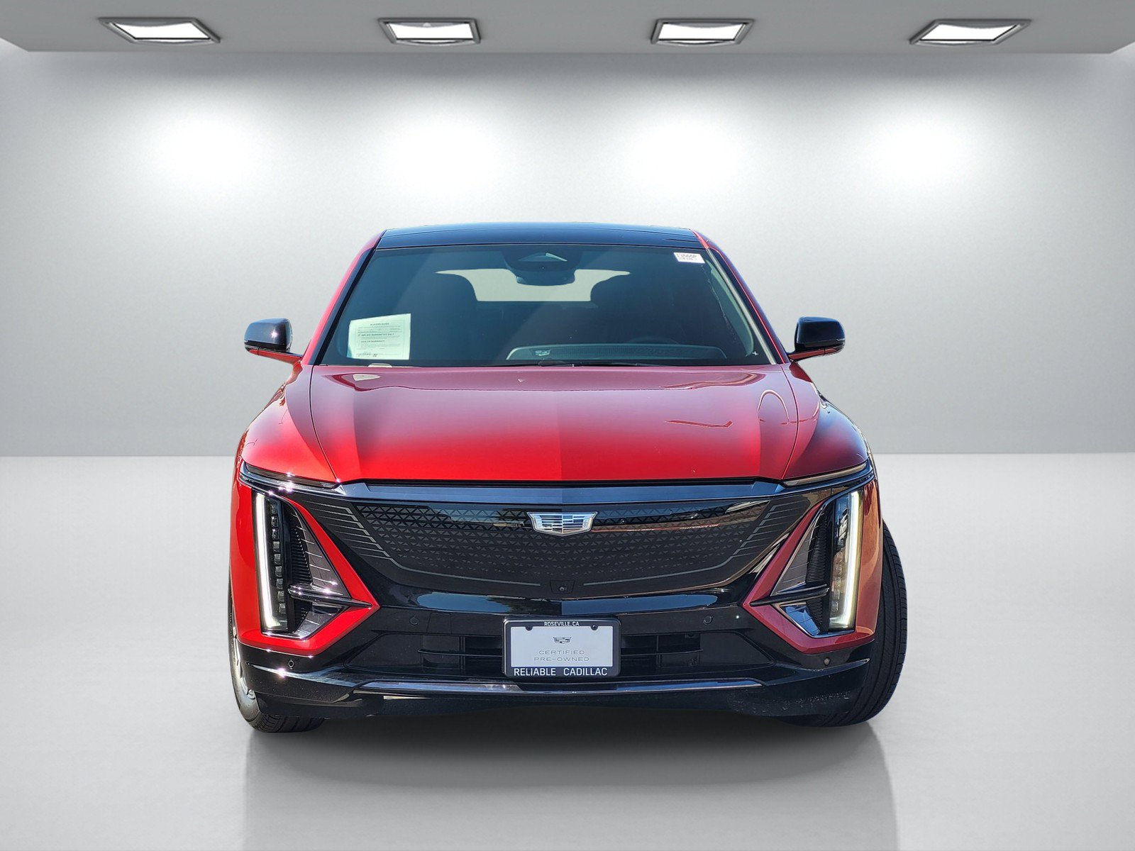 Certified 2024 Cadillac Lyriq Sport AWD/4WD image 2