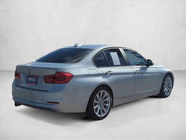 Used 2018 BMW 320i Sedan image 16