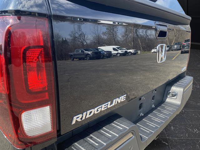 Used 2018 Honda Ridgeline Black Edition image 33