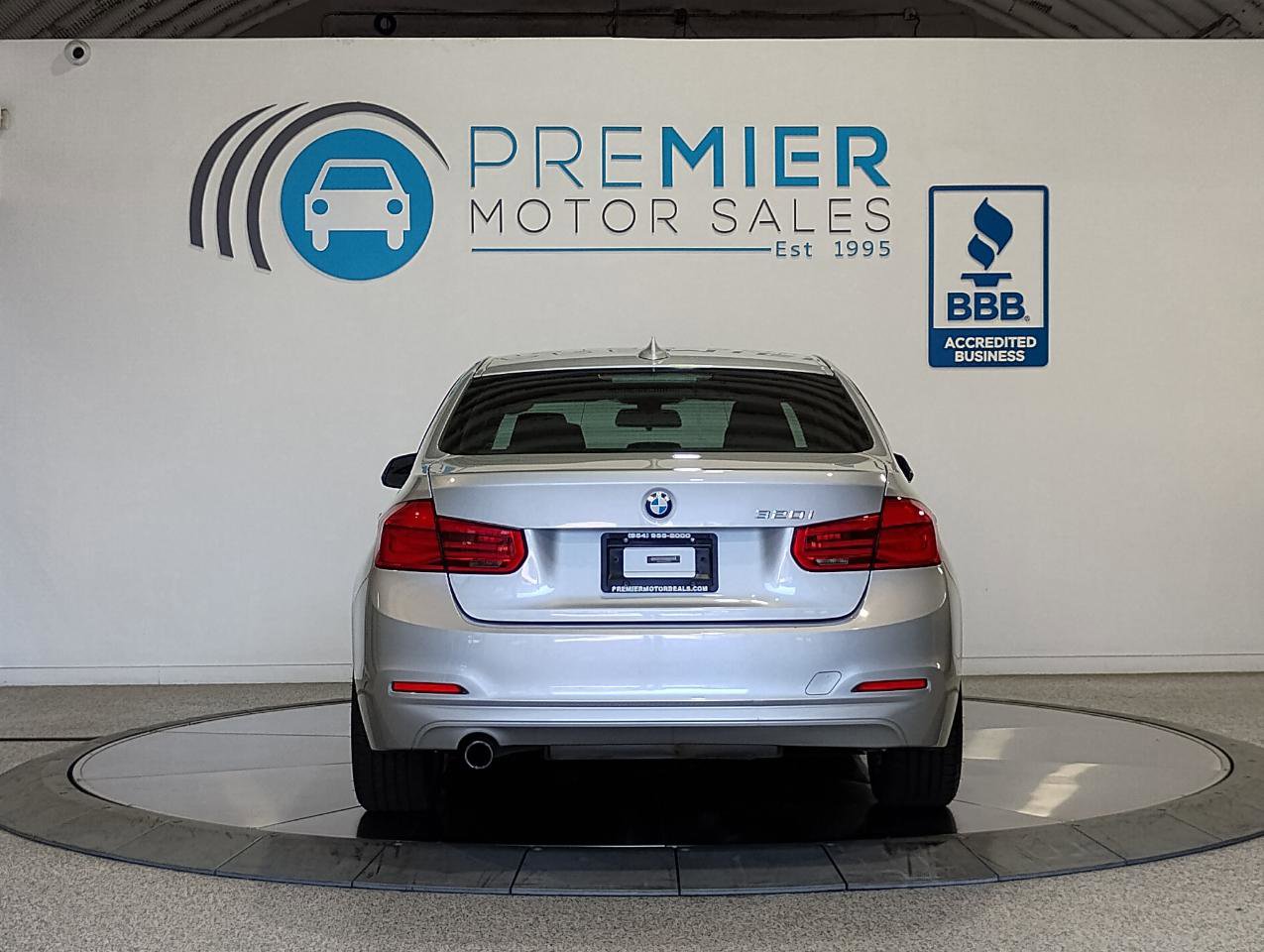Used 2017 BMW 320i Sedan image 56