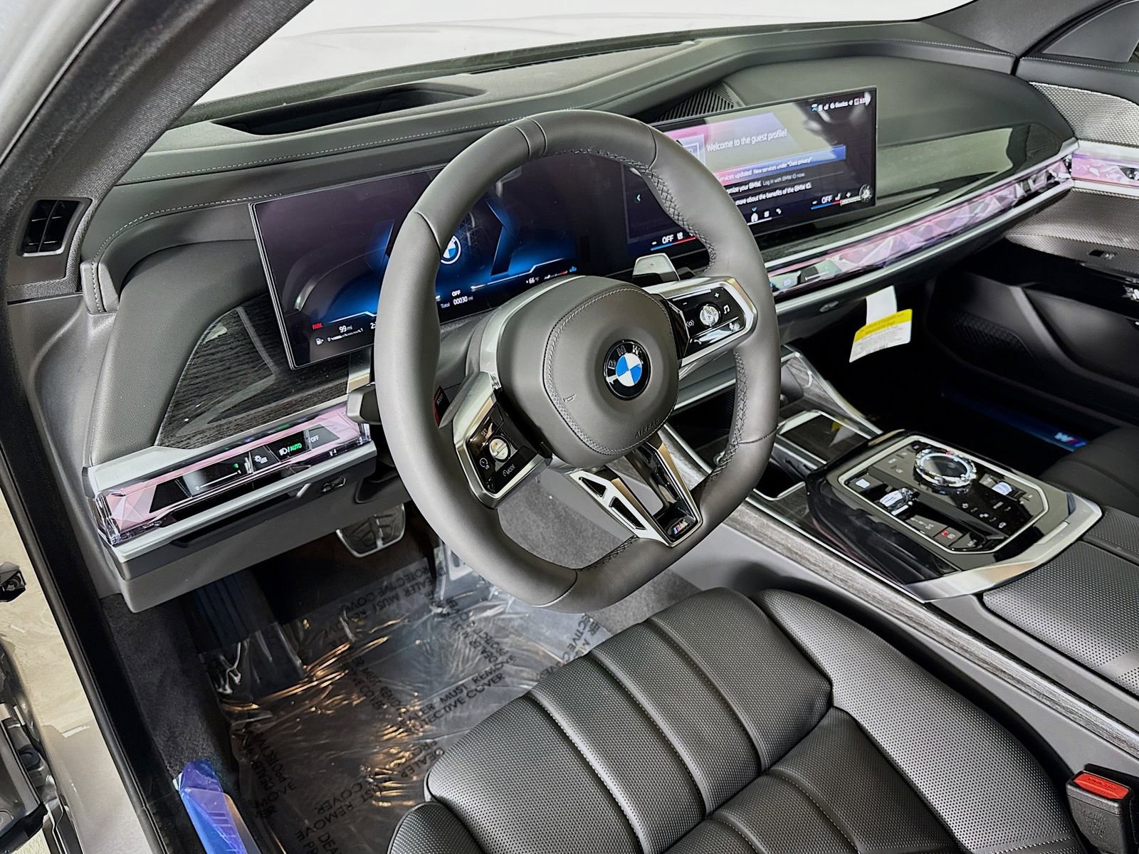 New 2026 BMW 760i xDrive image 9