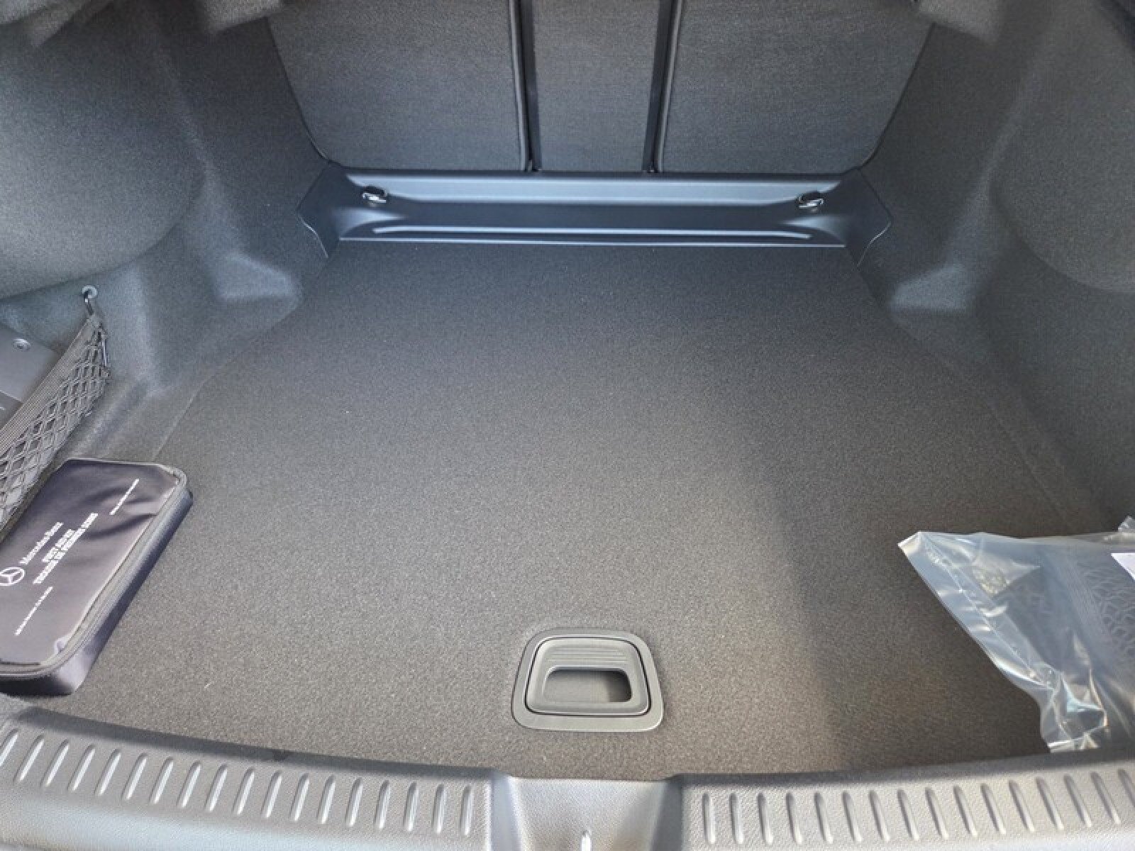 New 2027 Mercedes-Benz E 450 4MATIC Sedan image 14
