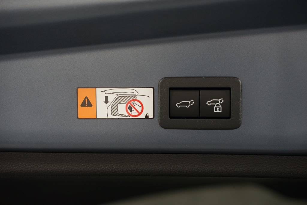 New 2026 Toyota Corolla Cross XLE FWD image 34