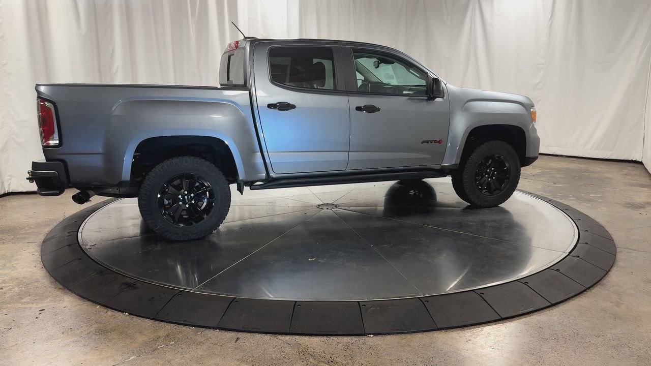 Used 2022 GMC Canyon AT4 image 2