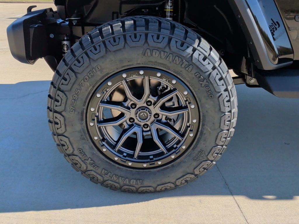 New 2025 Jeep Gladiator Sport image 49