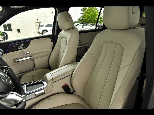 New 2025 Mercedes-Benz GLB 250 4MATIC image 10