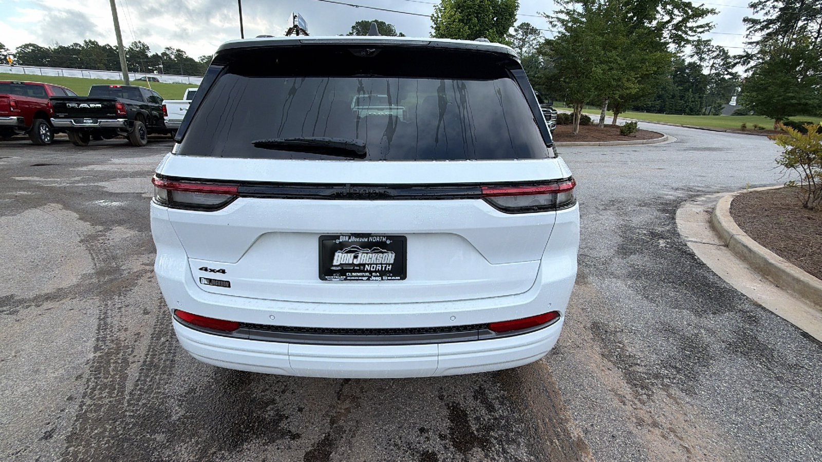 New 2026 Jeep Grand Cherokee Limited AWD/4WD image 9
