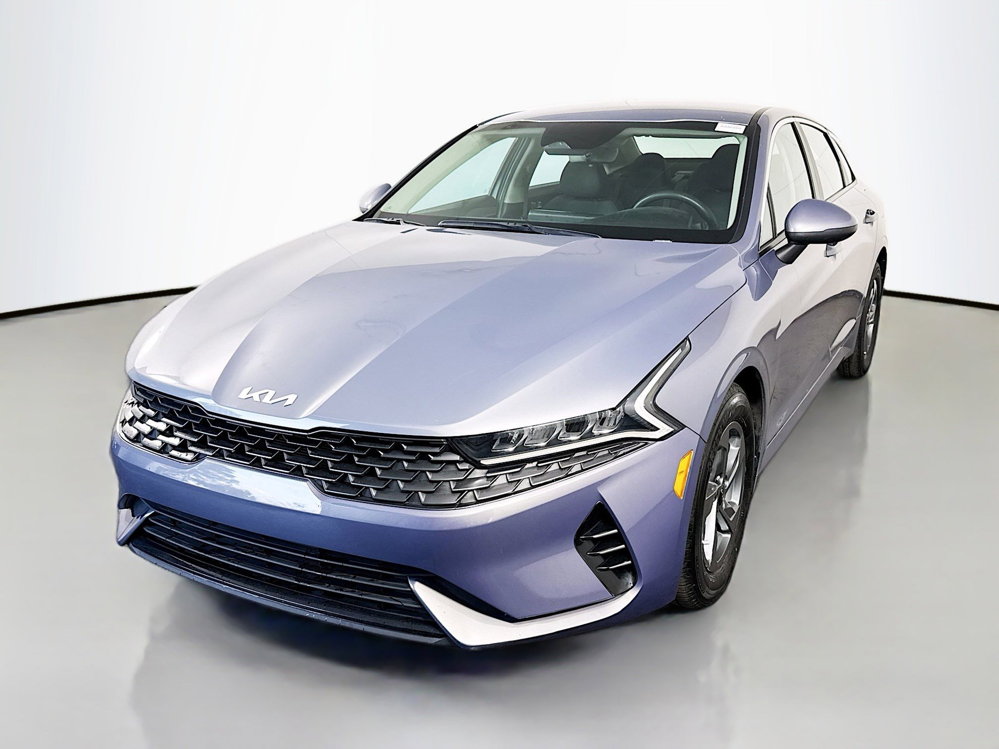 Used 2022 Kia K5 LX image 4