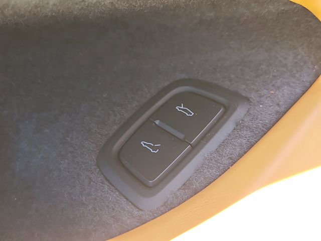 Used 2023 Chevrolet Corvette Stingray Premium Conv w/ 3LT image 10