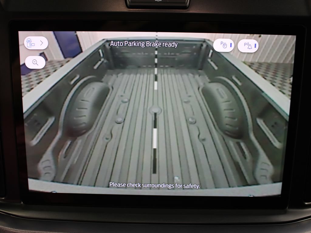 Used 2025 Ford F350 Platinum AWD/4WD image 27