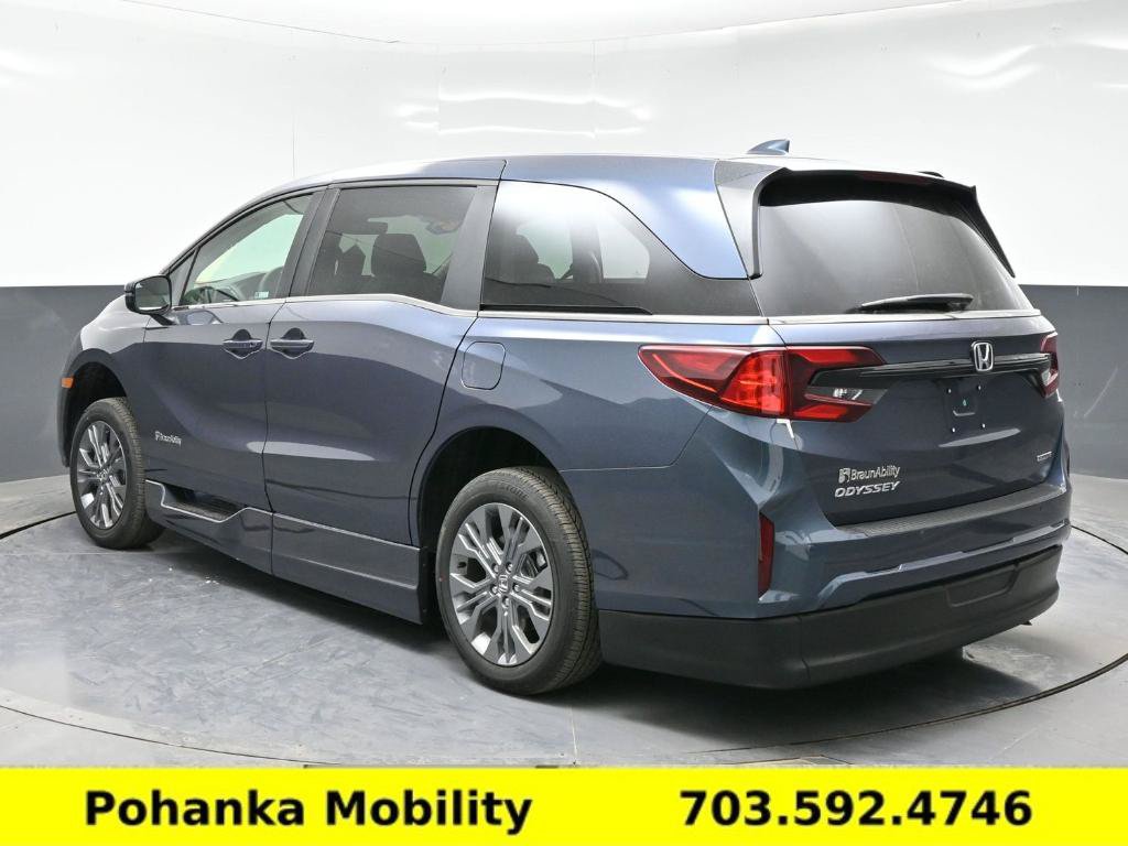 Used 2026 Honda Odyssey EX-L image 15