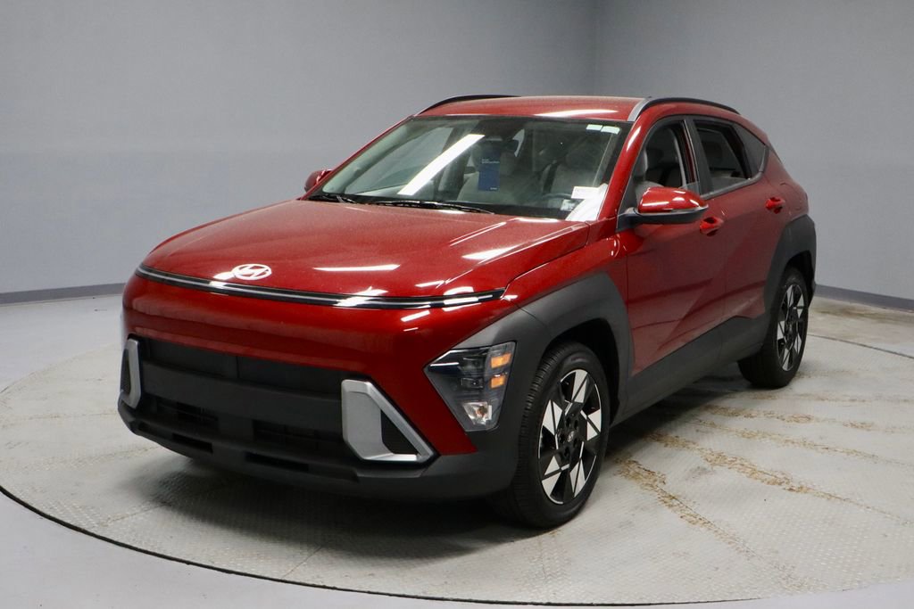 Certified 2025 Hyundai Kona SEL FWD image 7