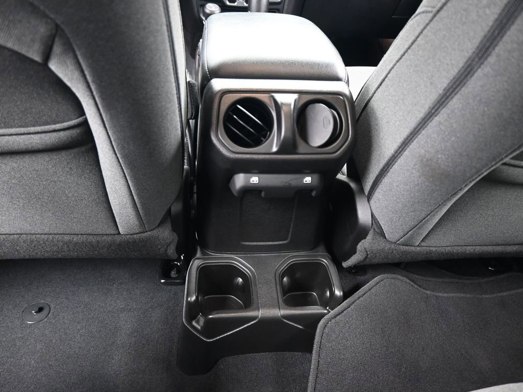 Used 2024 Jeep Gladiator Sport image 35