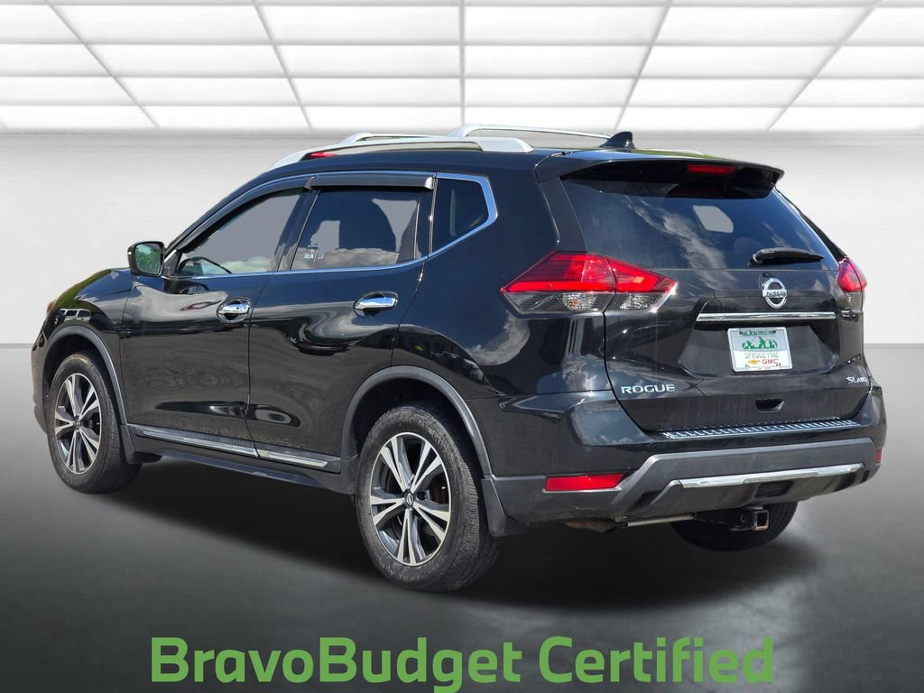 Used 2017 Nissan Rogue SL w/ SL Premium Package AWD/4WD image 15