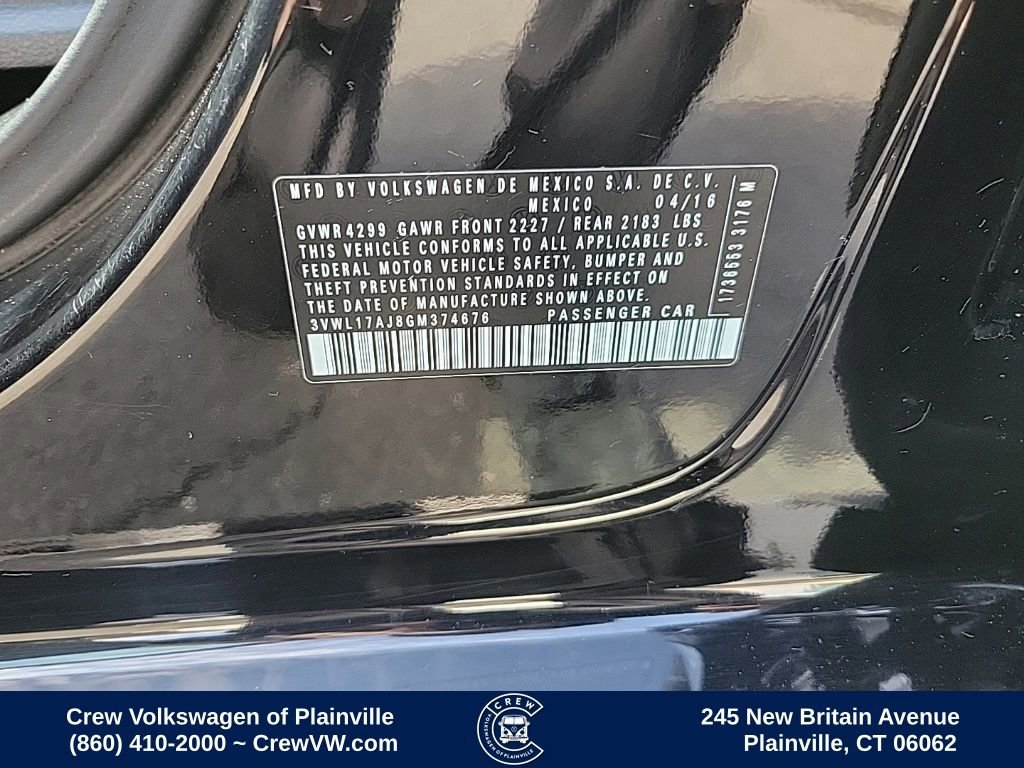 Used 2016 Volkswagen Jetta SEL w/ Lighting Package image 35