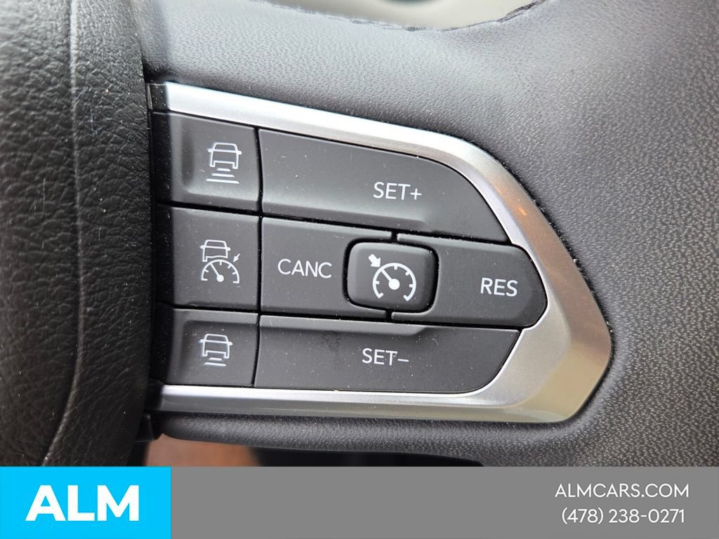 Used 2025 Jeep Compass Limited AWD/4WD image 25