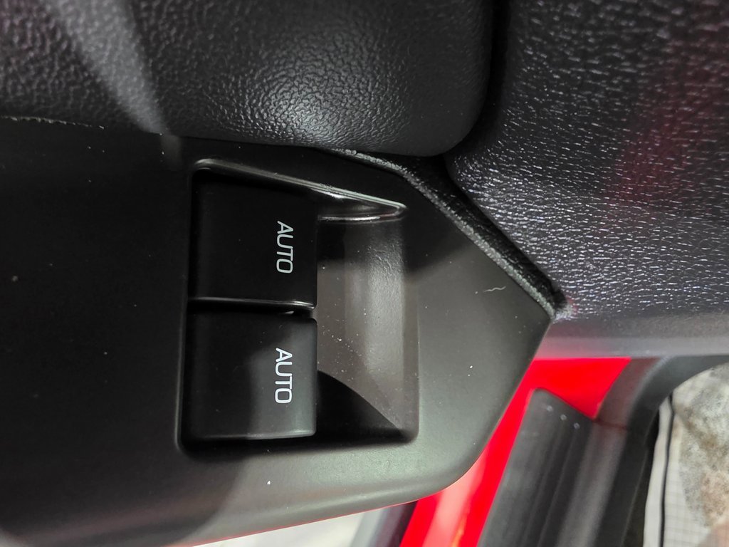 Used 2012 Ford Mustang Coupe image 15