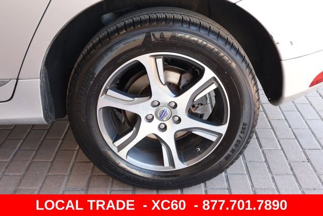 Used 2015 Volvo XC60 T6 AWD/4WD image 12