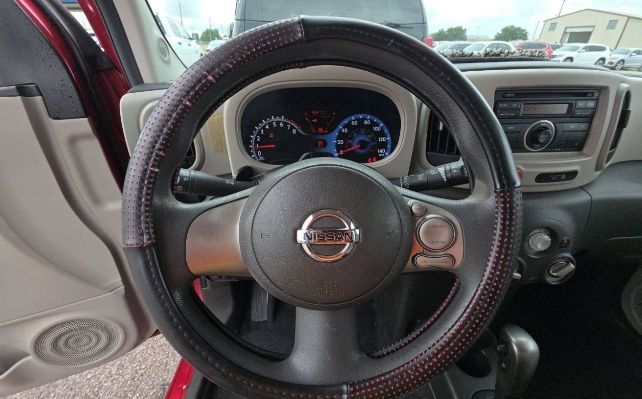 Used 2009 Nissan Cube 1.8 S w/ Interior Designer Pkg FWD image 13