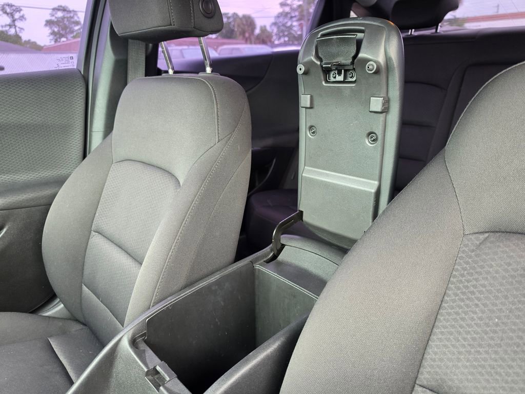 Used 2018 Chevrolet Malibu LS FWD image 30