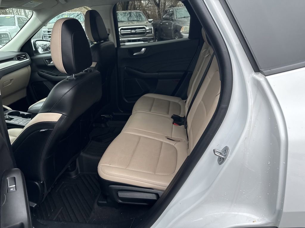 Used 2022 Ford Escape SEL image 10