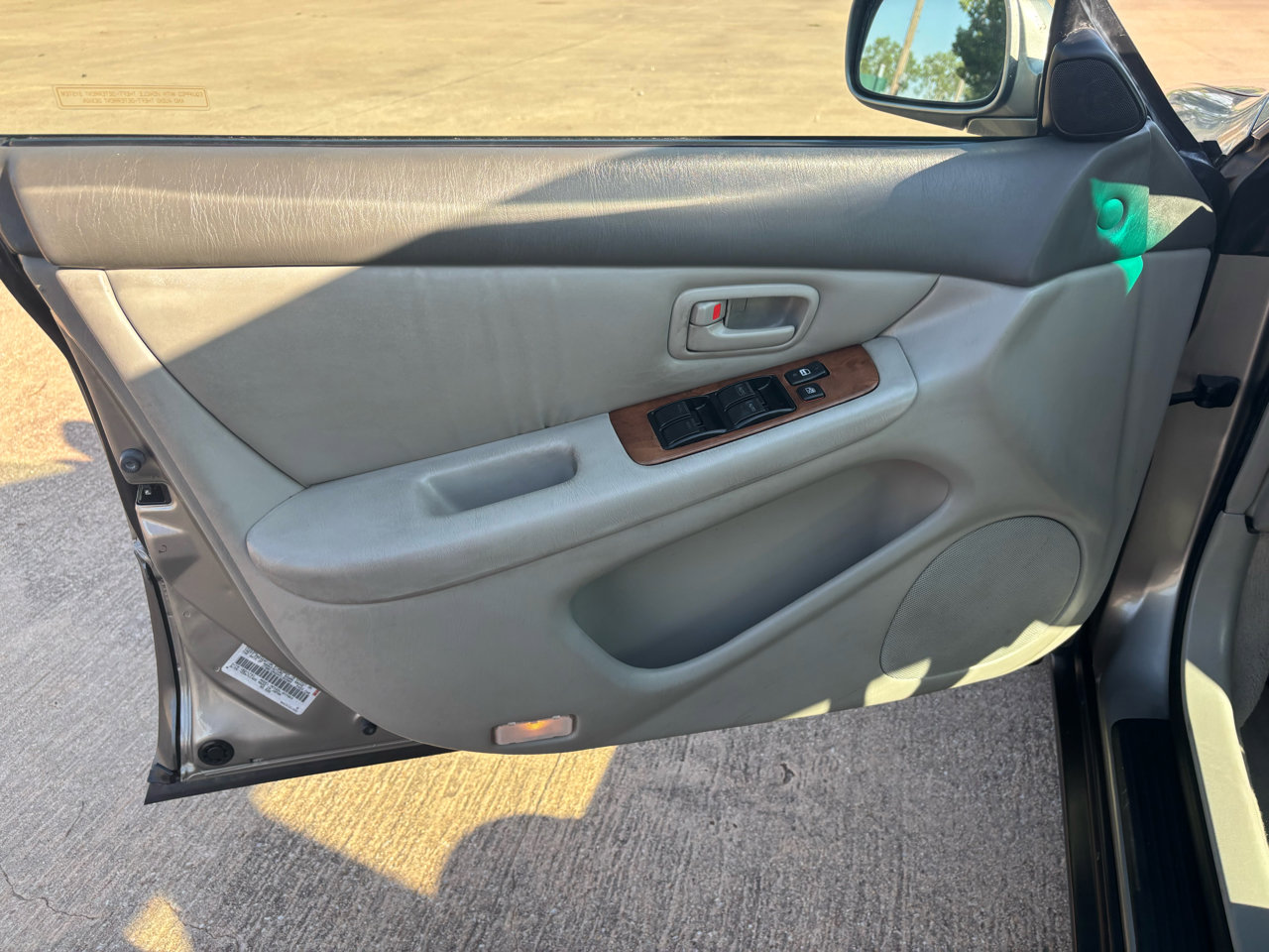 Used 1999 Lexus ES 330 image 12