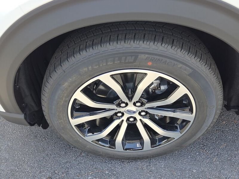 New 2027 Ford Explorer ST-Line w/ Premium Package RWD image 6