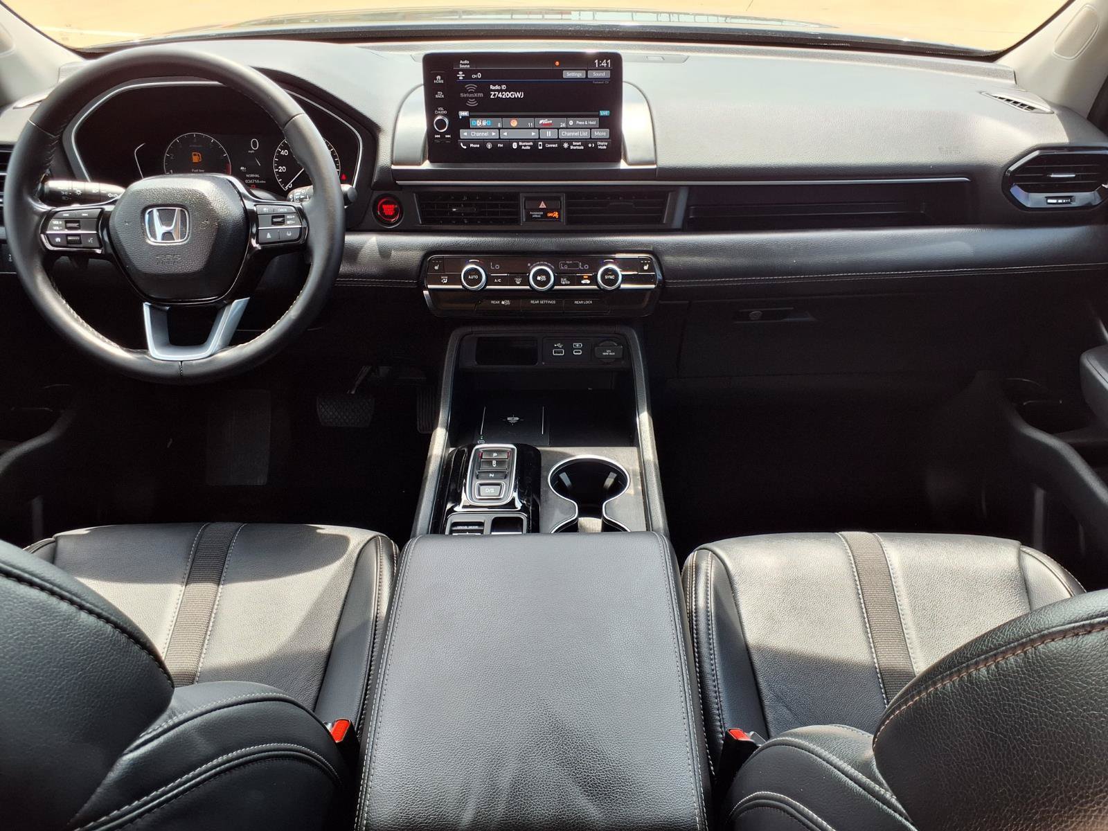 Used 2025 Honda Pilot EX-L image 9