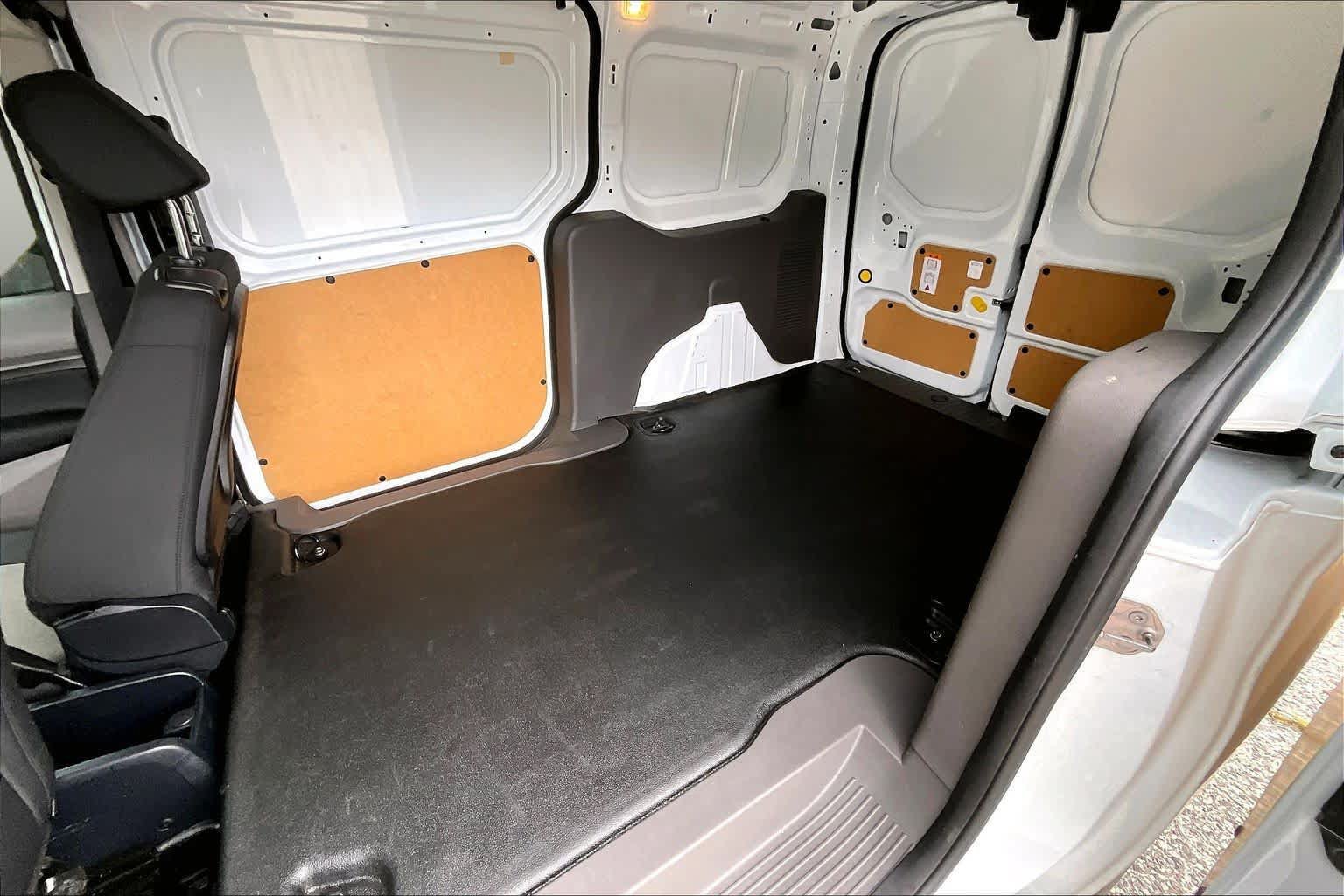 Used 2019 Ford Transit Connect XL FWD image 21