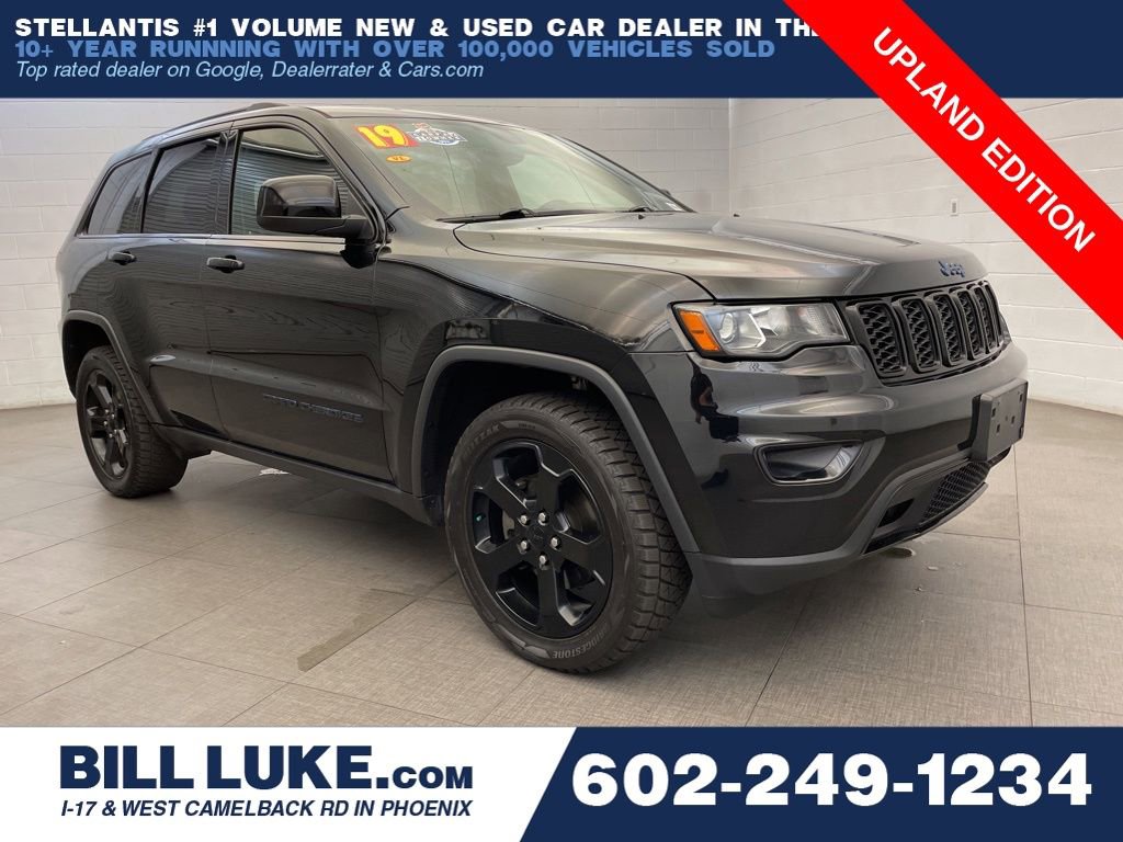 Used 2019 Jeep Grand Cherokee Laredo AWD/4WD image 1