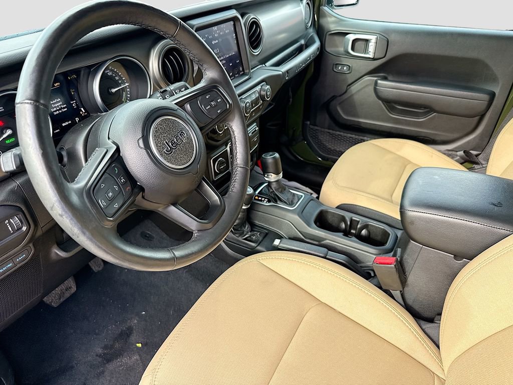 Used 2023 Jeep Wrangler Unlimited w/ Cold Weather Group AWD/4WD image 25