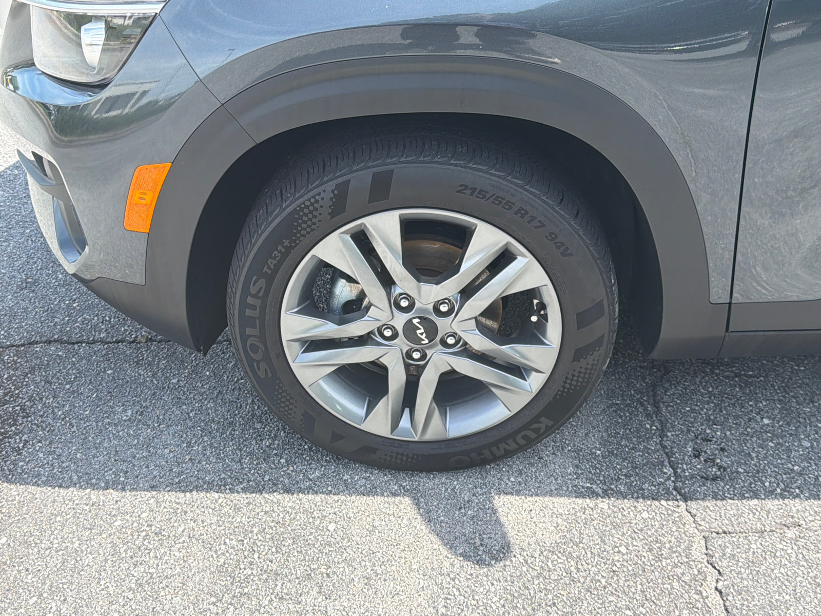 Used 2023 Kia Seltos S w/ Navigation Package FWD image 12