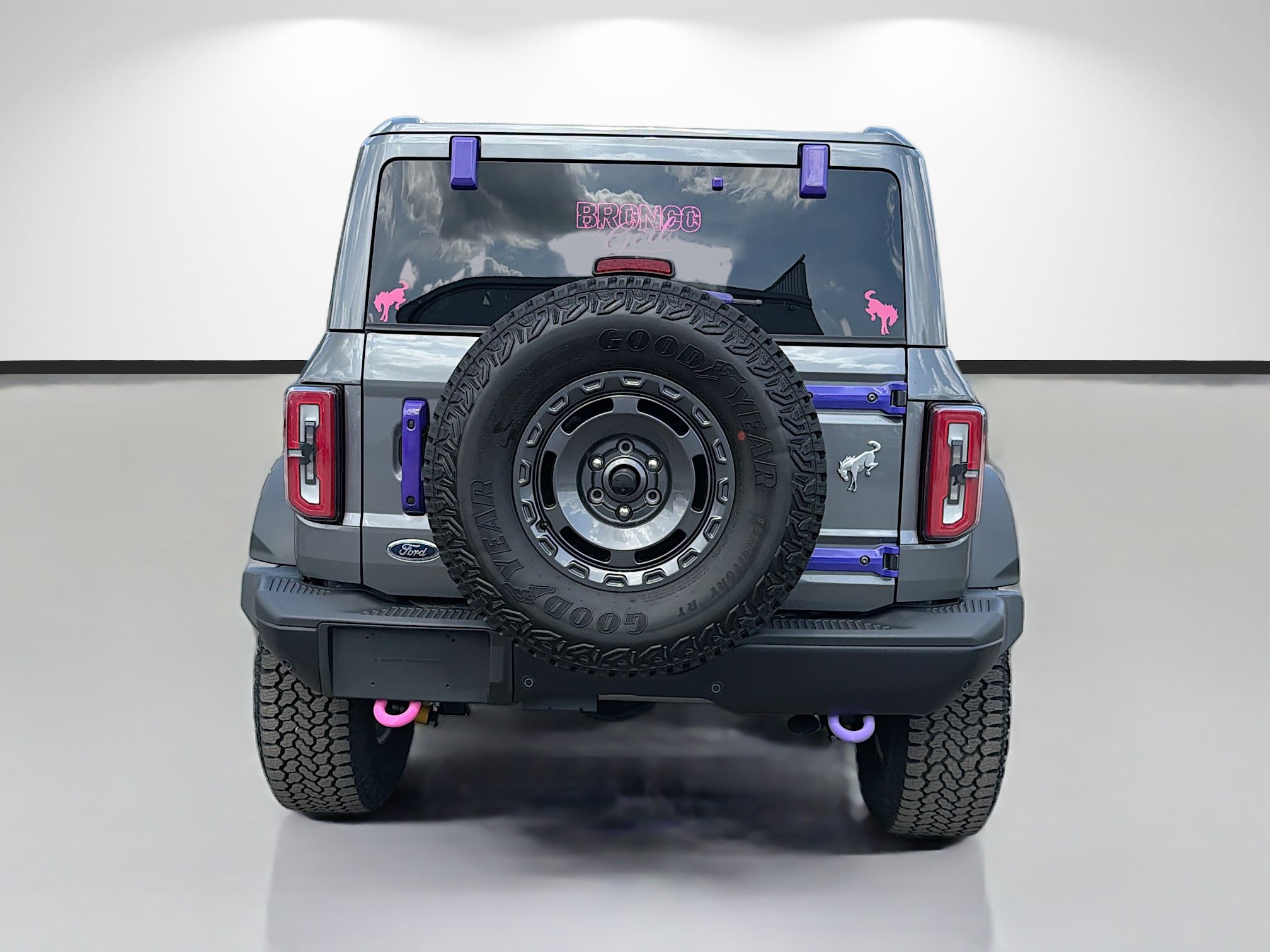 Used 2025 Ford Bronco Badlands AWD/4WD image 4