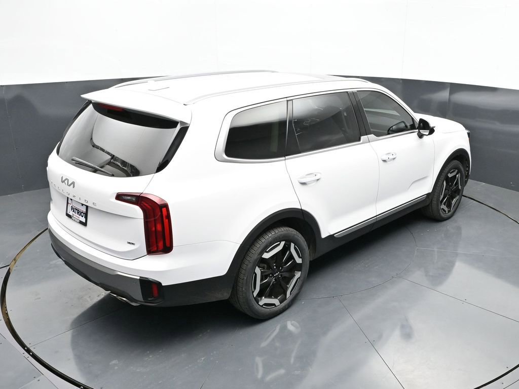 Used 2025 Kia Telluride S image 37